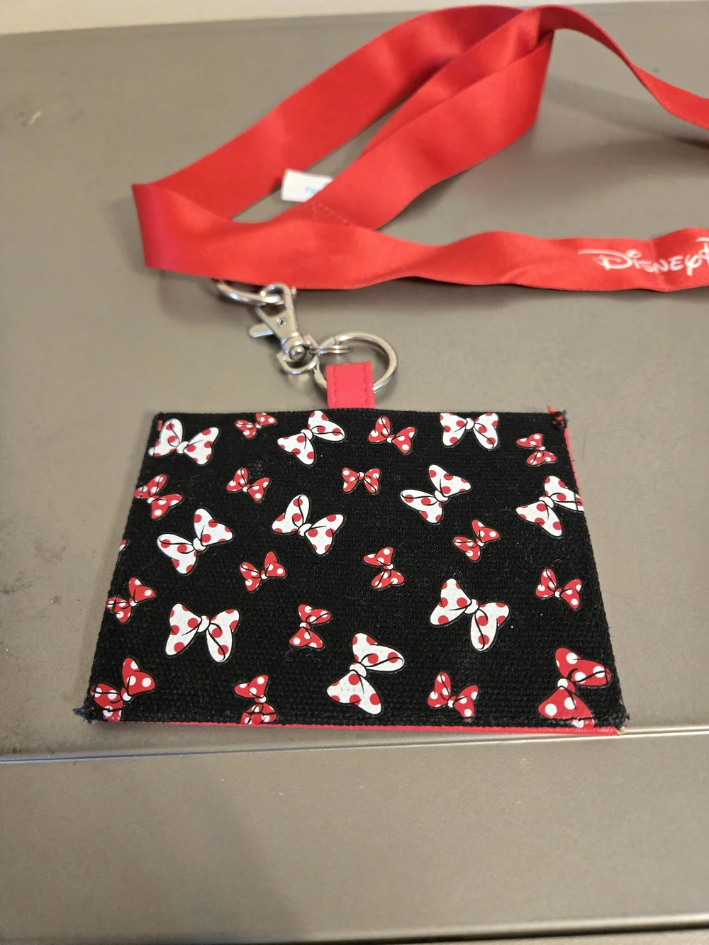 Disney Parks Minnie Mouse Lanyard Set